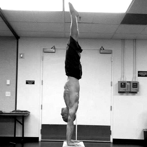 handstand flat back